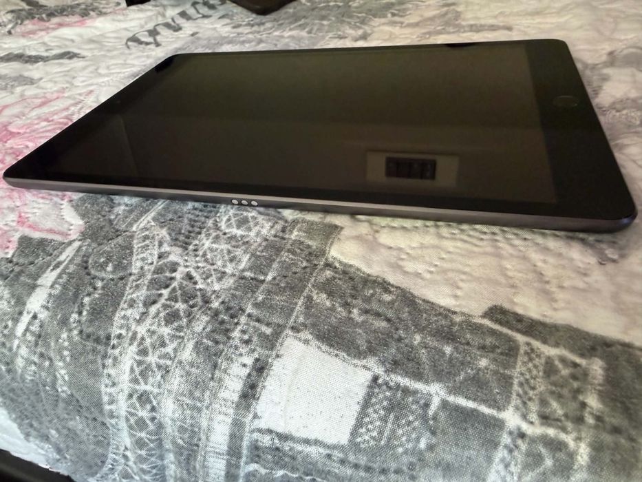 Таблет - iPad 9