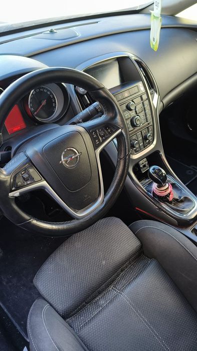 Opel Astra J 1.7 CDTI 2011 | Navi | Climatronic | Km reali | Economică