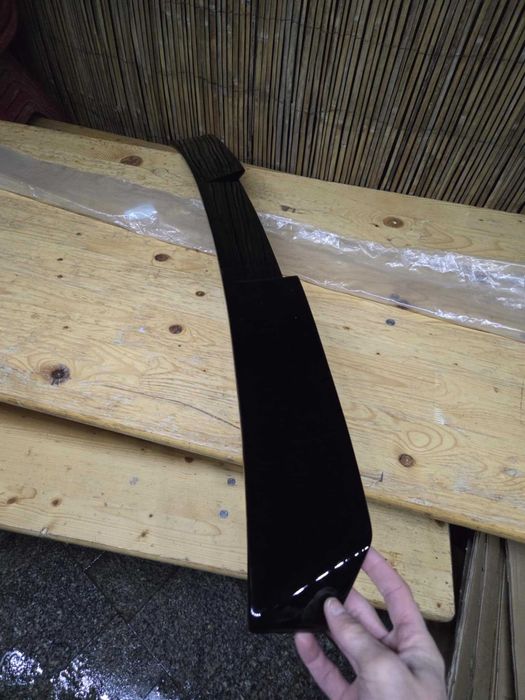 Eleron Luneta Lip Spoiler Geam BMW Seria 7 F01, Model M4, Negru Lucios