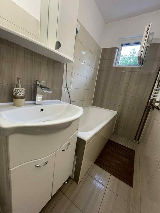 Apartament  de închiriat  zona Vest