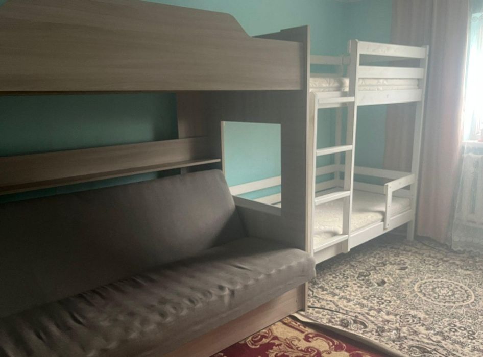 двухъярусная кровать