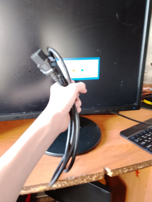 Монитор самсунг в нормальном состоянии