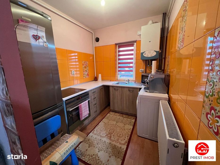 De vanzare apartament 3 camere, pe doua nivele