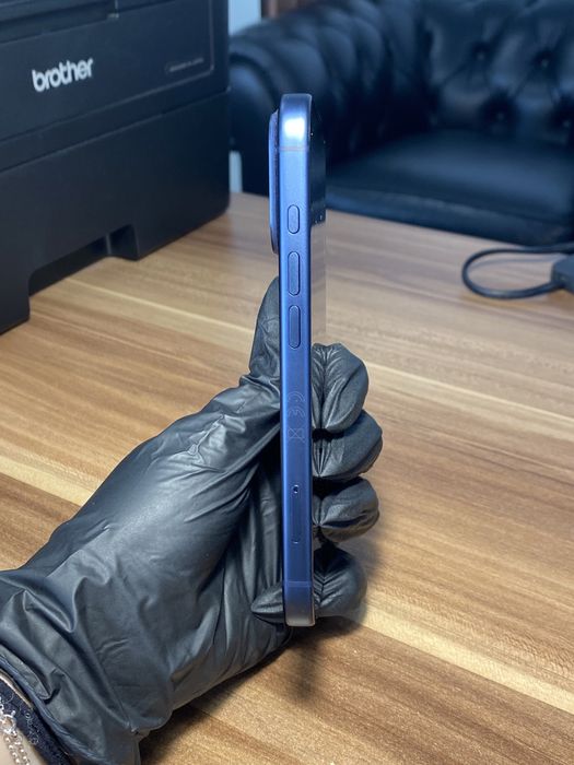 iPhone 17 Pro• 256 GB • Deep Blue