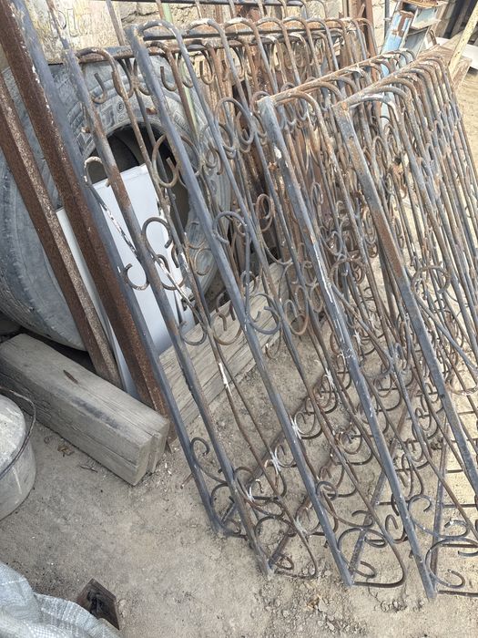 Решетки на окнаа