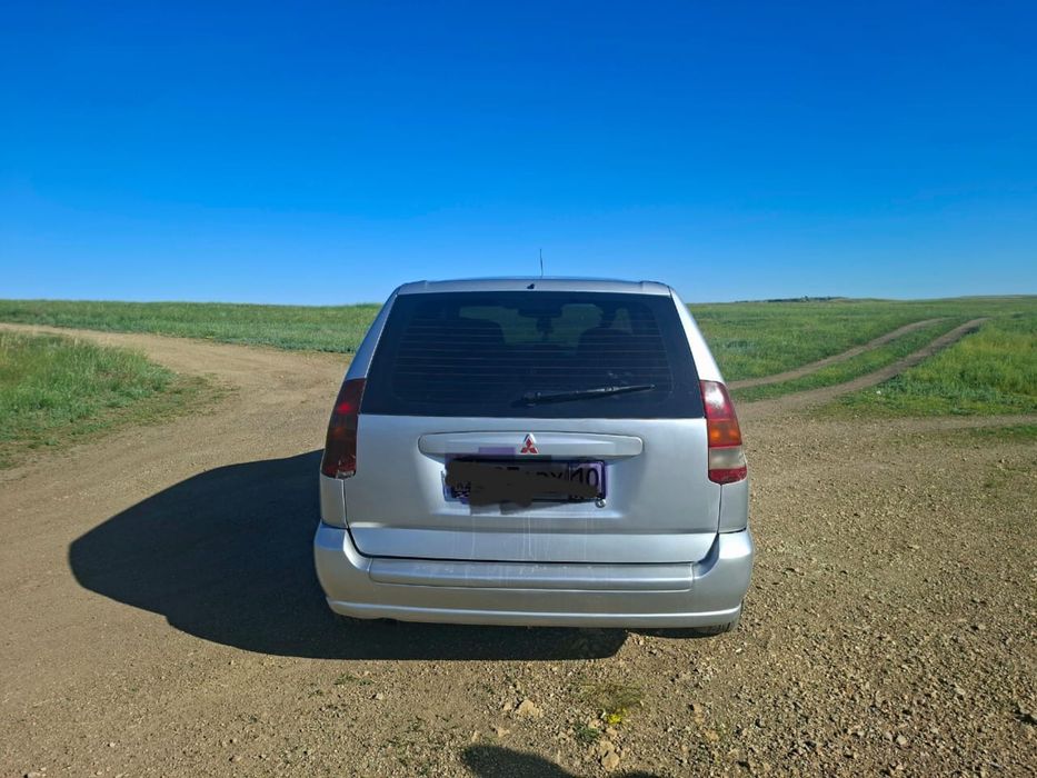 Продам машину Mitsubishi