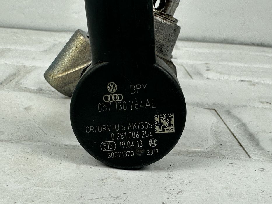 Горивен рейл AUDI 3.0BITDI 059130090CN 057130764AE