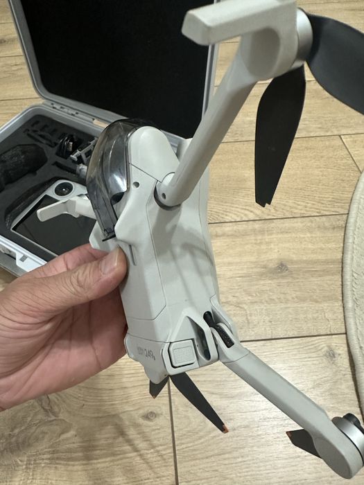 dji mini 3 с пультом дисплеем