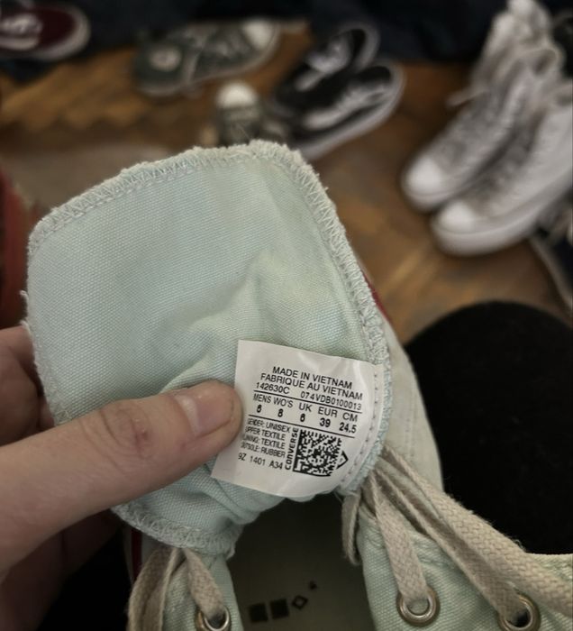 Различни Converse кецове