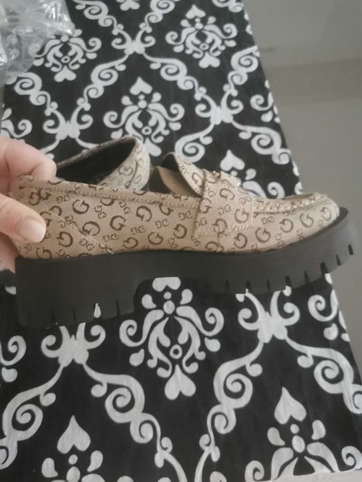 Дамски обувки Guess