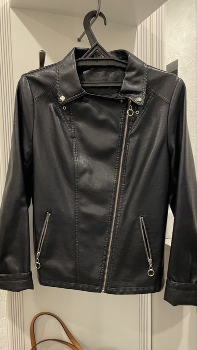 Куртка из кожзама