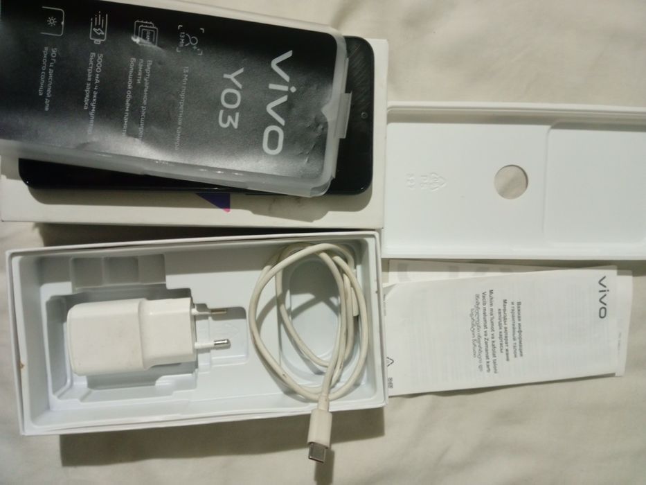 Продам телевон VIVO