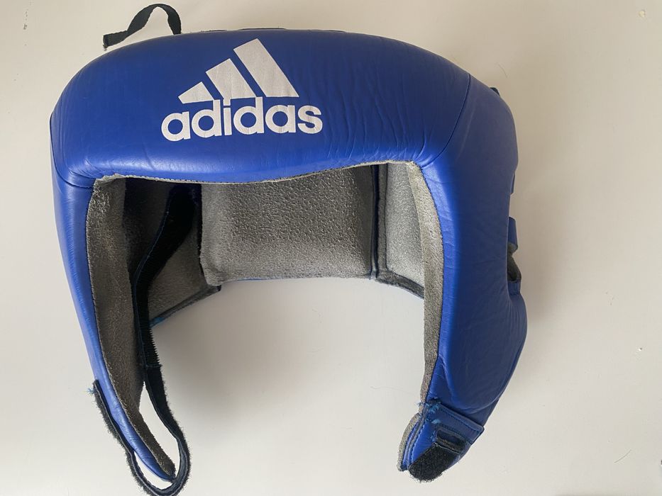 Продам боксерский шлем