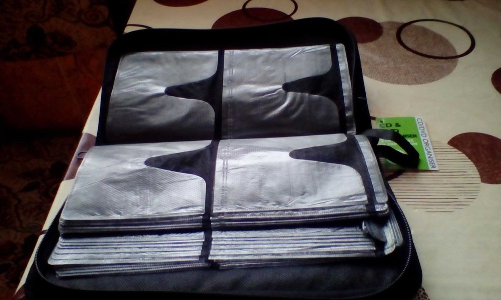 unitate pc ,mape dvd