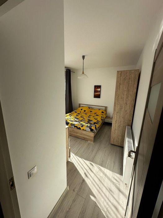 Inchiriez apartament