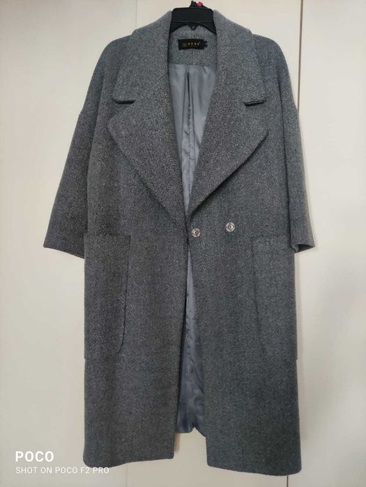 Пальто сумки и красавки