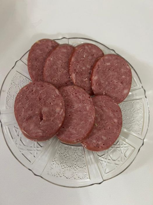 Колбаса домашняя из конины.