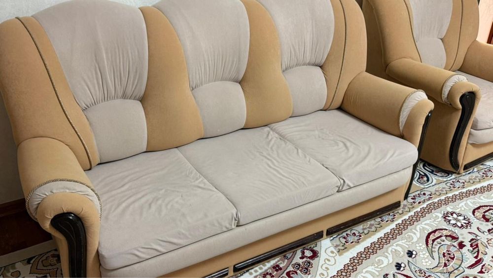 Диван с креслами