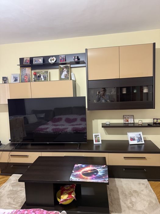 Vând mibilă living