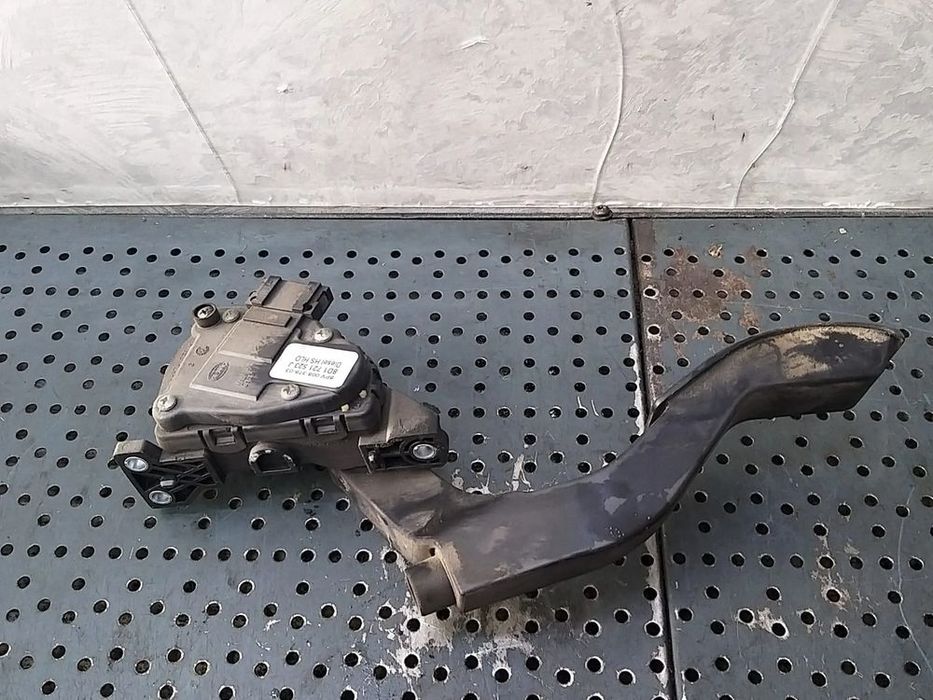 Pedala acceleratie 1.9 tdi skoda superb 1 3u4 6pv00837603 8d1721523j