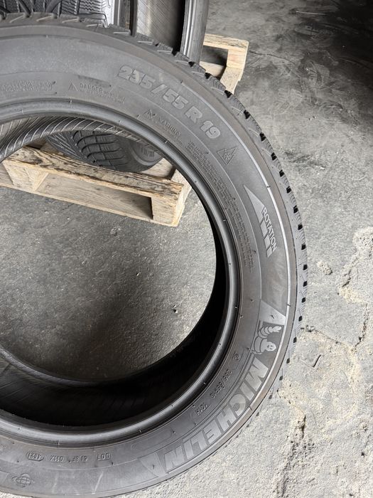 2 anvelope iarna 235/55/19 , Michelin , 6 mm