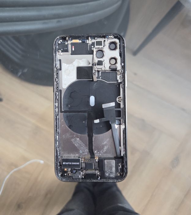 Carcasa mijloc spate iphone 11 pro