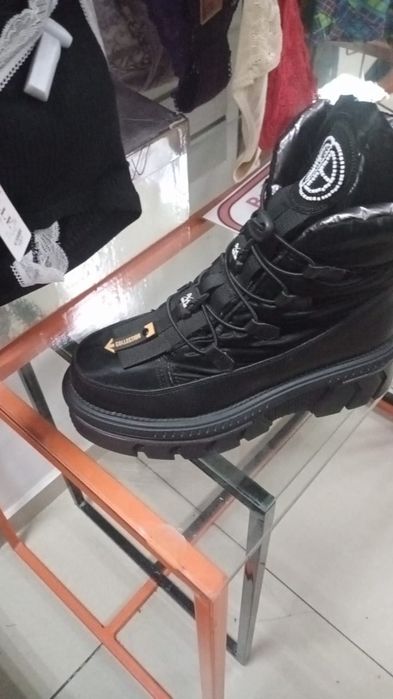 Ботинки ,полуботинки