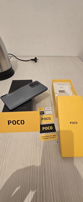 Poco F3 продам..