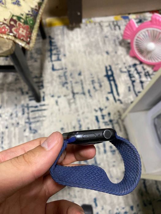 Apple Watch 6 44m 84%