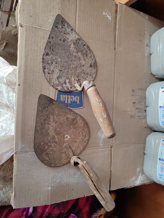 Продам мастерок .