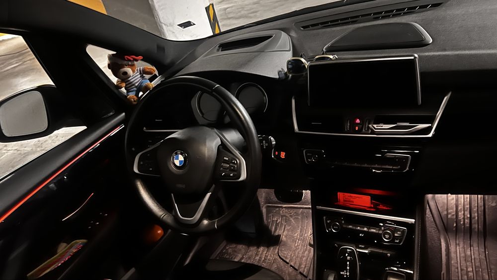 BMW 2 Grand Tourer