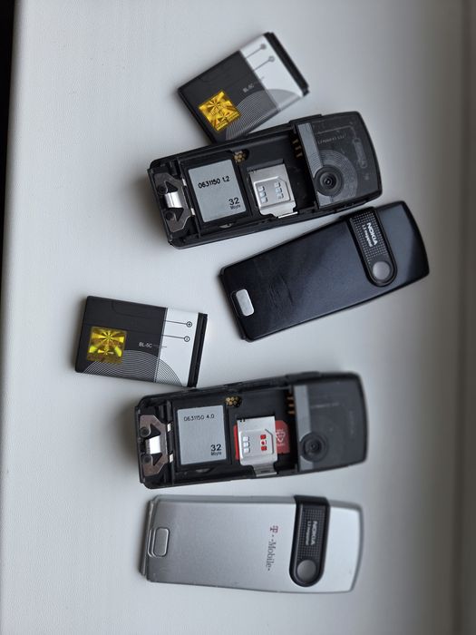 Nokia 6230i - telefon simplu cu butoane