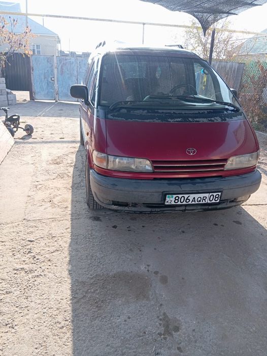 Тайота превия 2,4