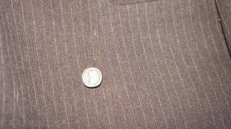 Продавам мъжки марков костюм Bitsiani