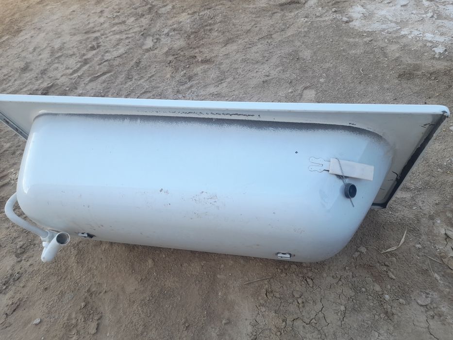 Ванна сатылады.35000тг