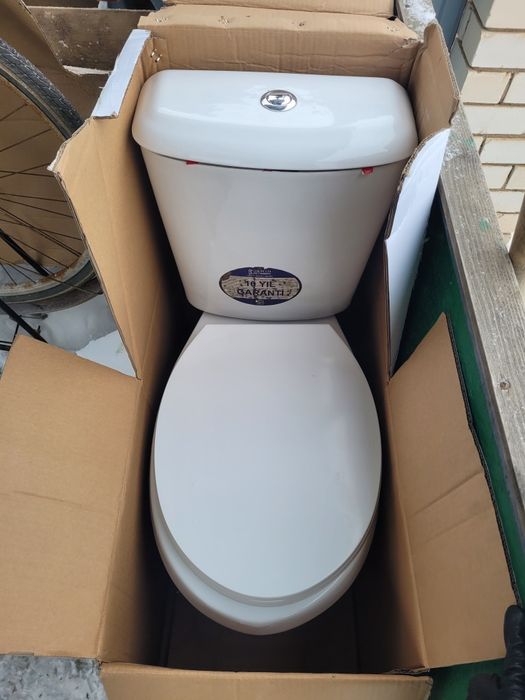 Унитаз сатылады жаксы жагдайда