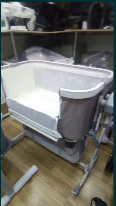 Электронной лулка прикроватная сенсорные с плутом inningbaby 4/1