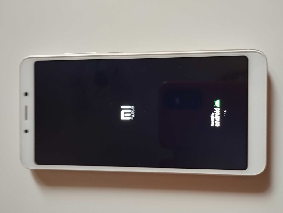 смартфон Redmi 6 на Xiaomi