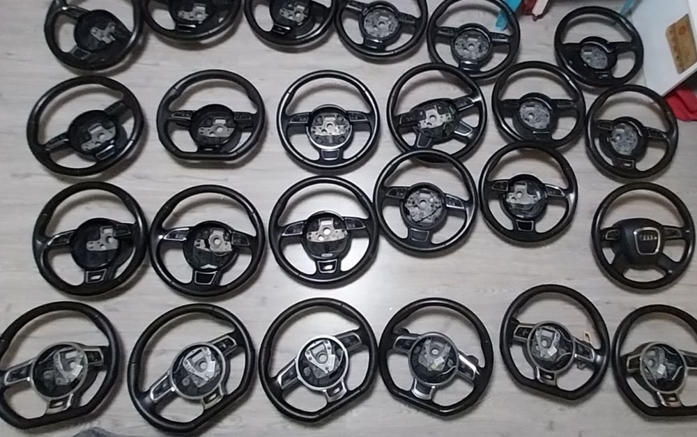 Vând volane Audi A3,A4, B6, B7, B8,