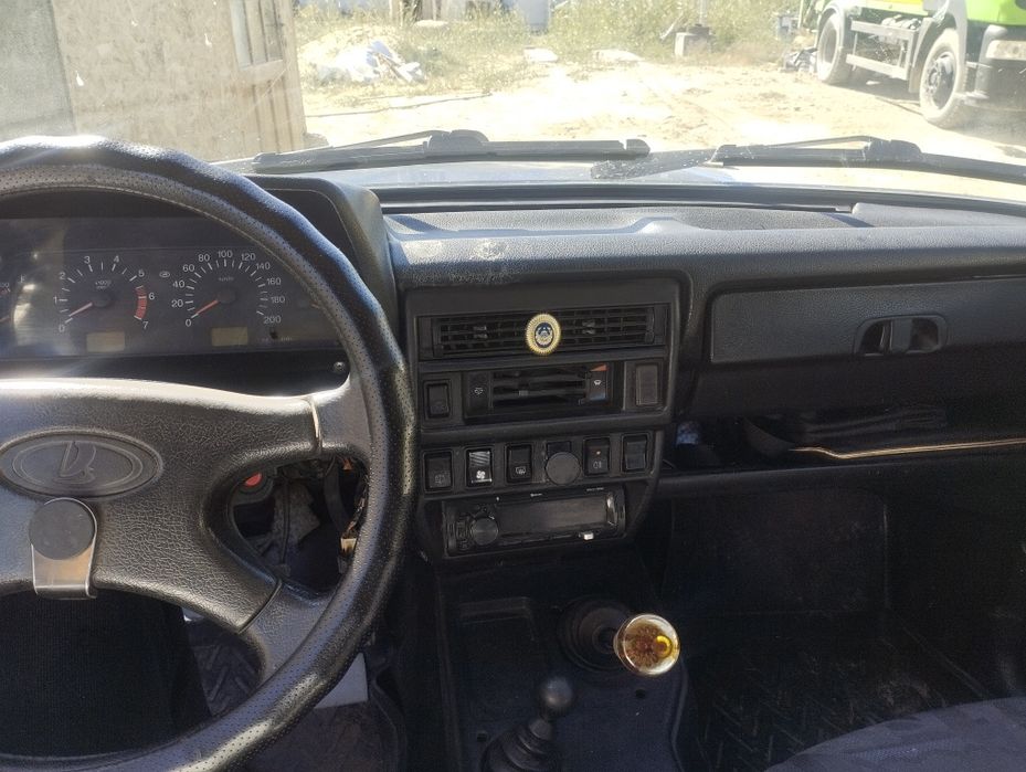 Нива 2015ж 21214