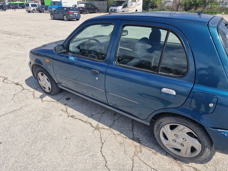 Nissan Micra 1.0 60 k.c Газ инжекцион икономична