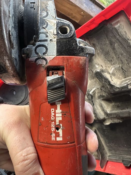Flex polizor HILTI DAG 125 SE