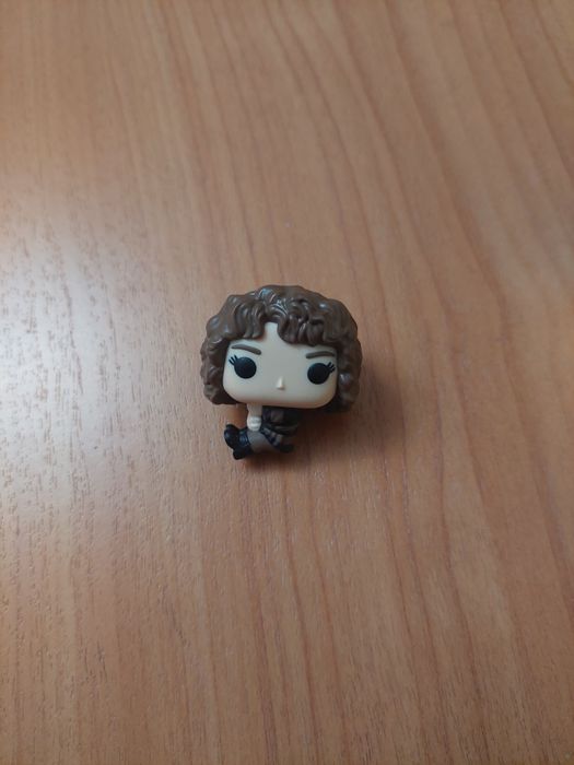 Игрущки, Очень странные дела, kinder joi