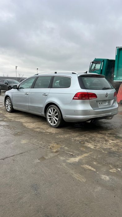 VW Passat B7 Panoramic R Line