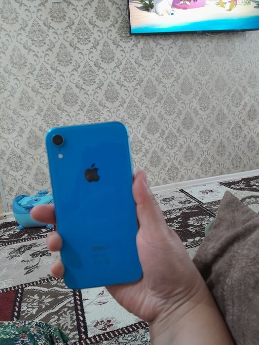 Продам IPhone xr