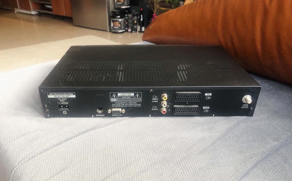 Приемник Philips DSR 2101