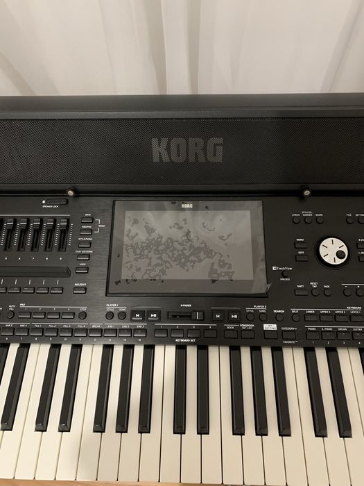 Korg PA-5X 76 International