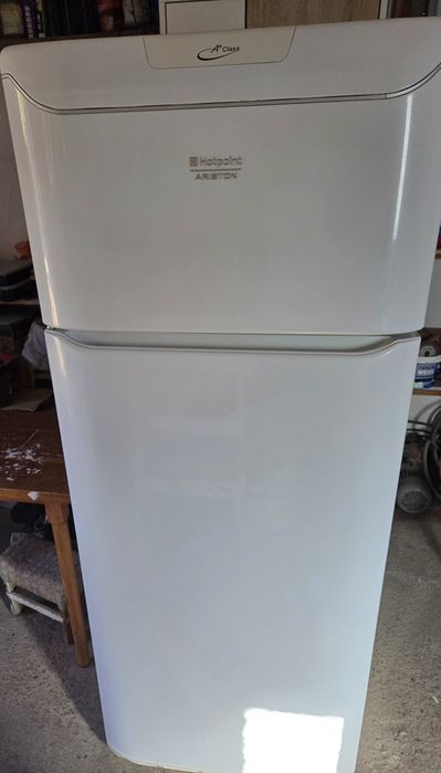 Frigider  Ariston Hotpoint