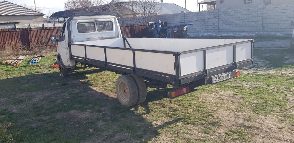 Продам бортовую Газель