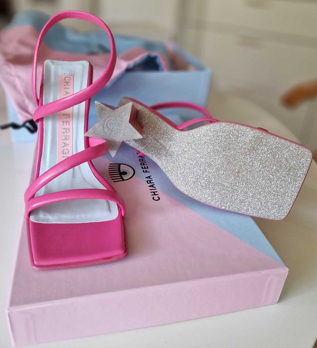 Намалени! Обувки Chiara Ferragni star heel
